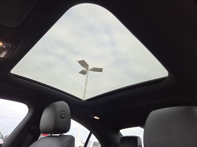 Used 2025 Mercedes-Benz CLA 250 4MATIC image 3