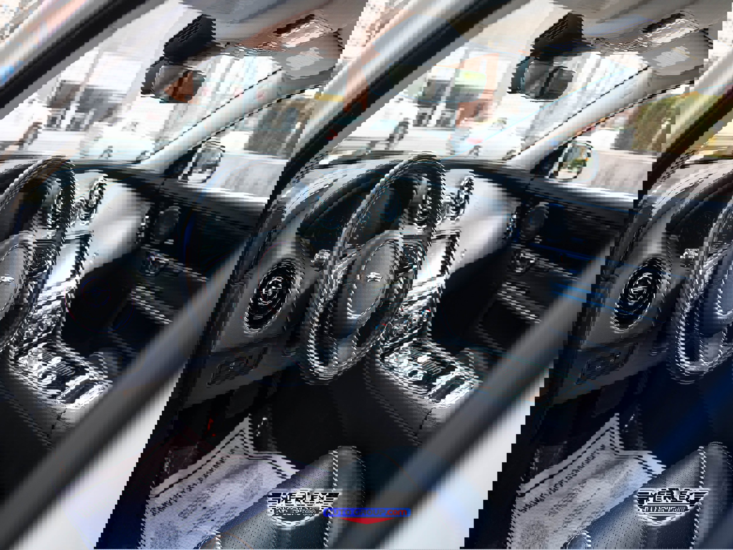 Used 2019 Jaguar XJ R-Sport image 13