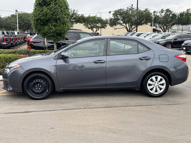Used 2015 Toyota Corolla LE FWD image 6