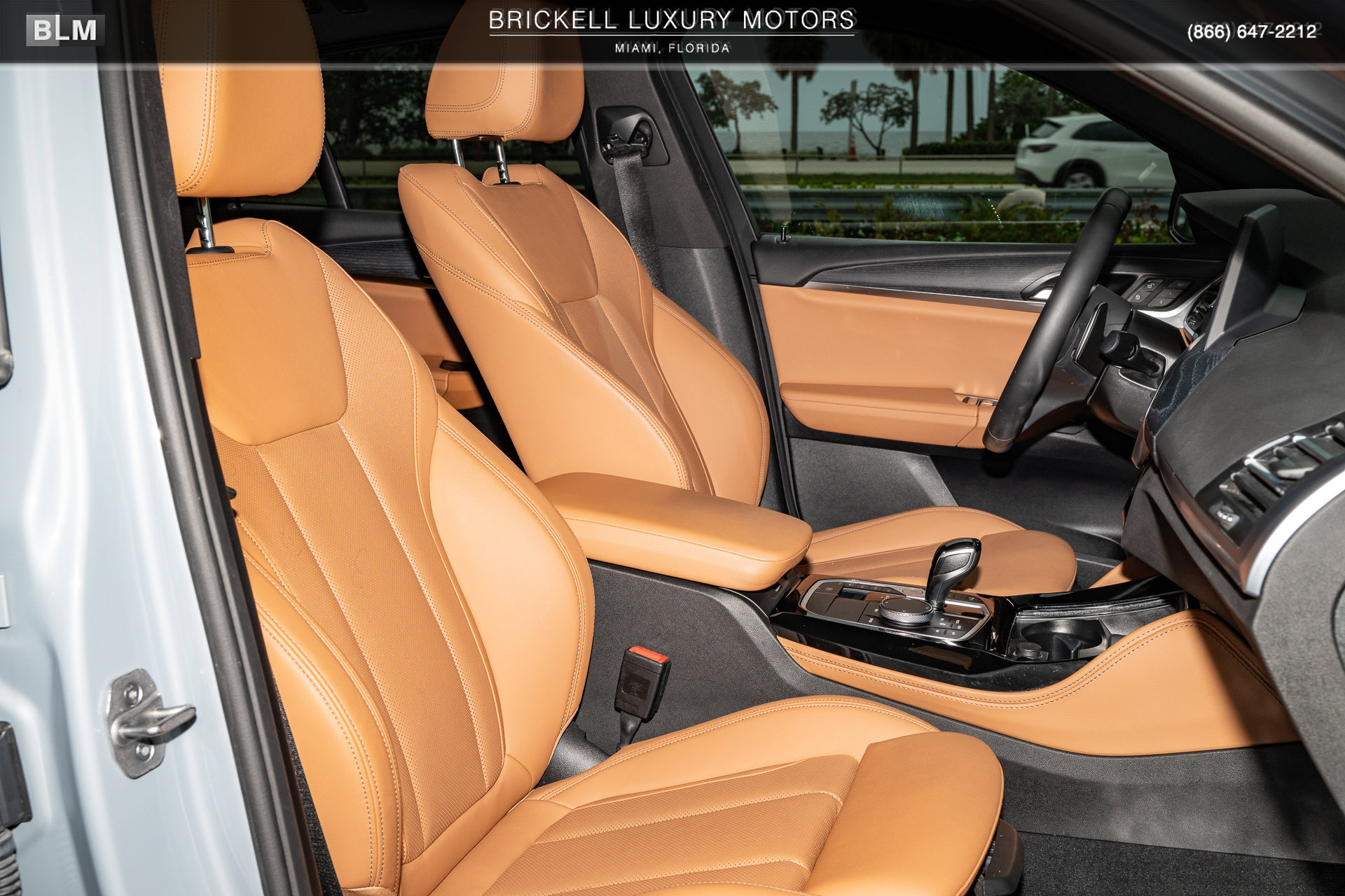 Used 2024 BMW X4 xDrive30i w/ M Sport Package AWD/4WD image 27