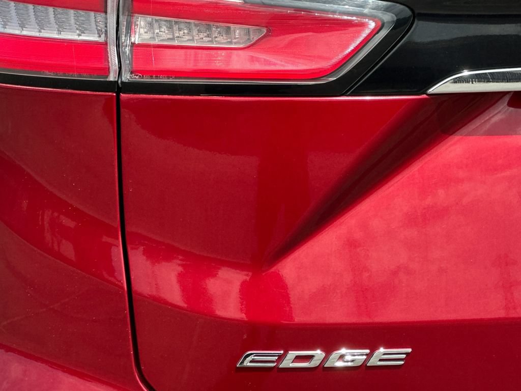 Certified 2019 Ford Edge SEL w/ Equipment Group 201A FWD image 26