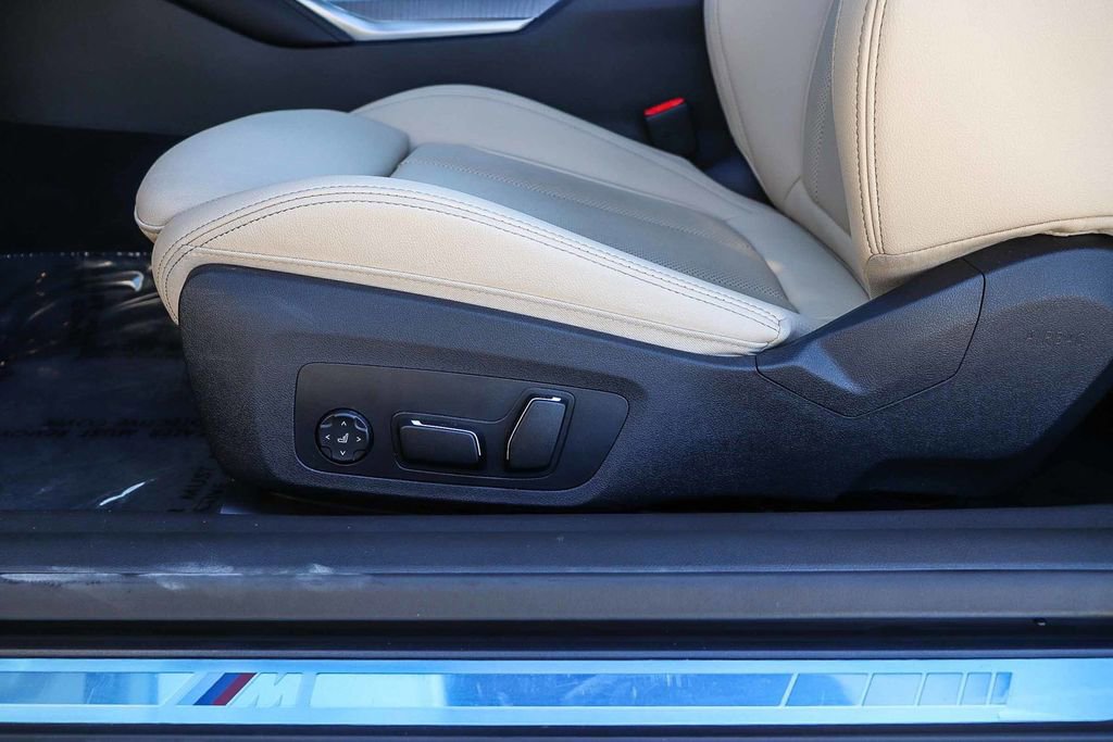 Used 2026 BMW 430i Convertible w/ M Sport Package RWD image 27