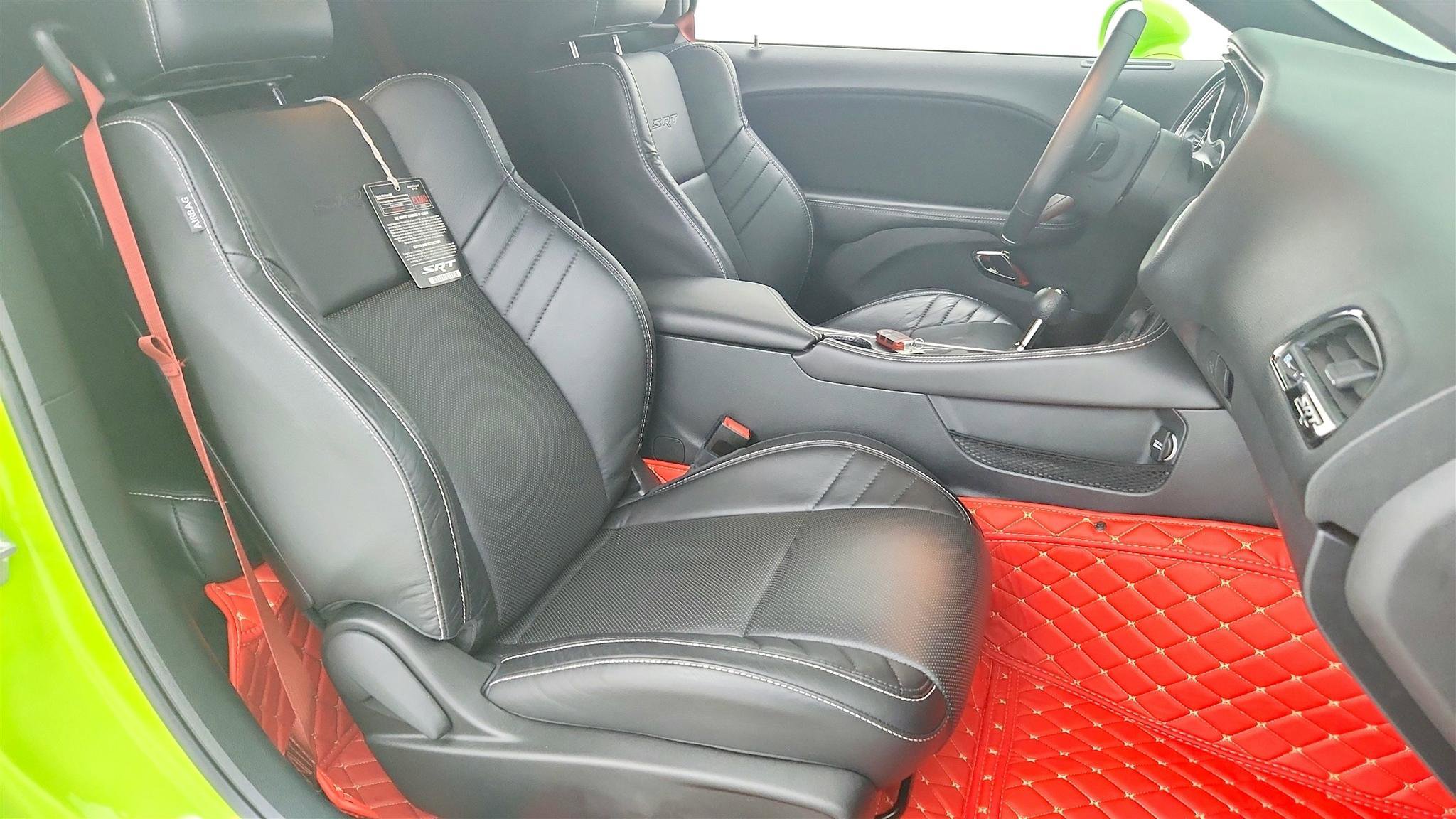 Used 2015 Dodge Challenger SRT Hellcat image 38