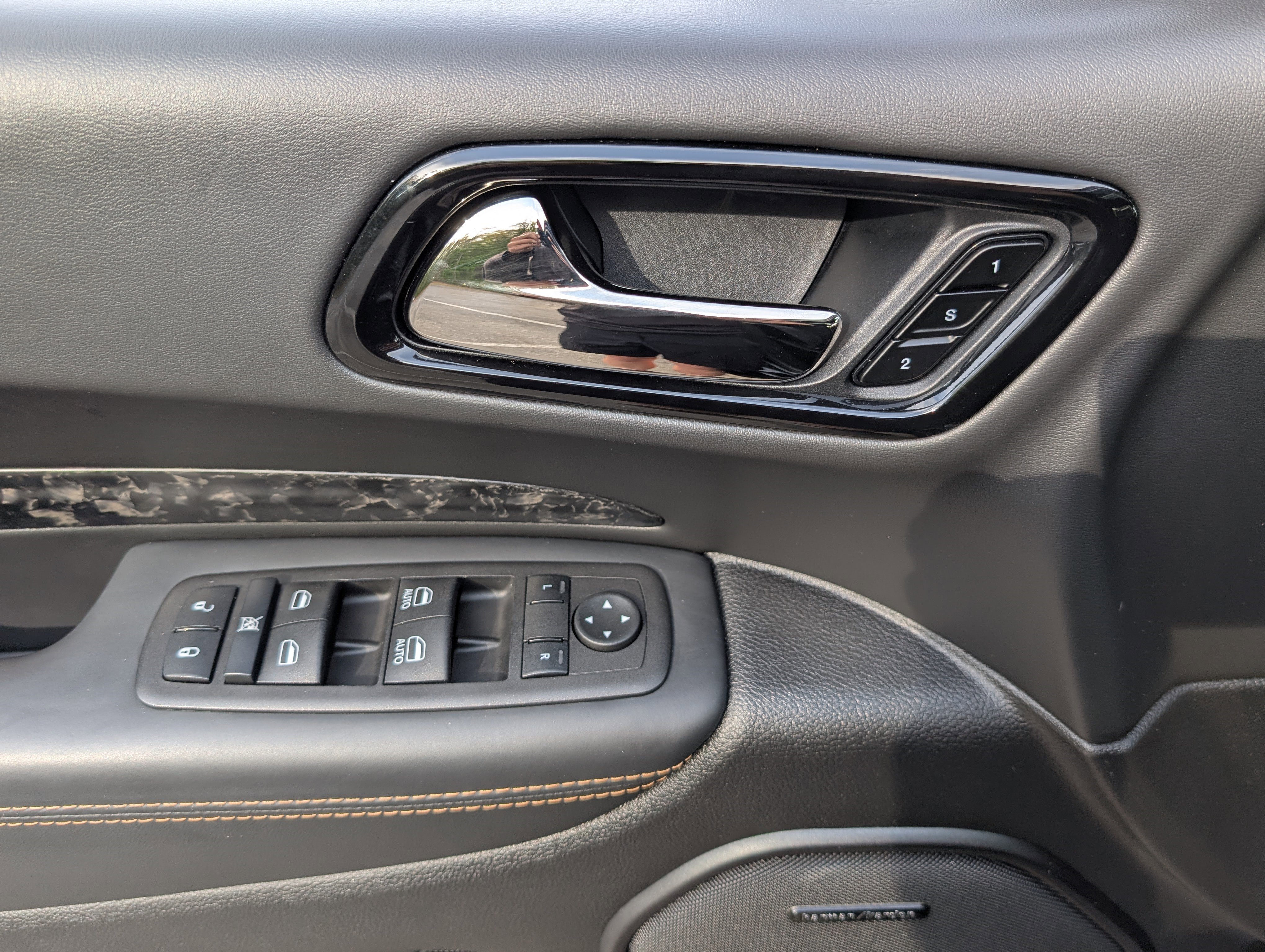 Used 2025 Dodge Durango R/T AWD/4WD image 16