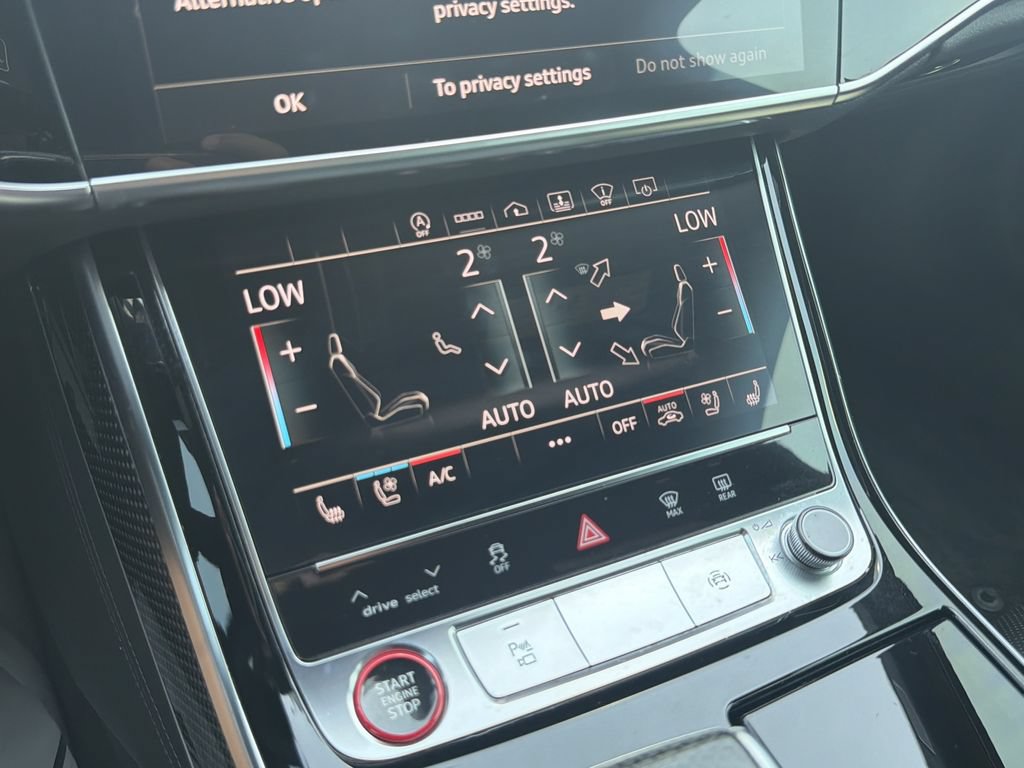 Used 2021 Audi S8 L w/ S8 Executive Package AWD/4WD image 42