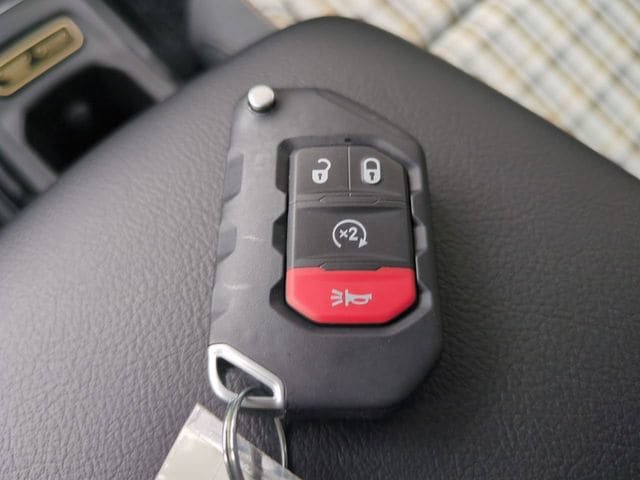 New 2026 Jeep Gladiator Sport AWD/4WD image 29