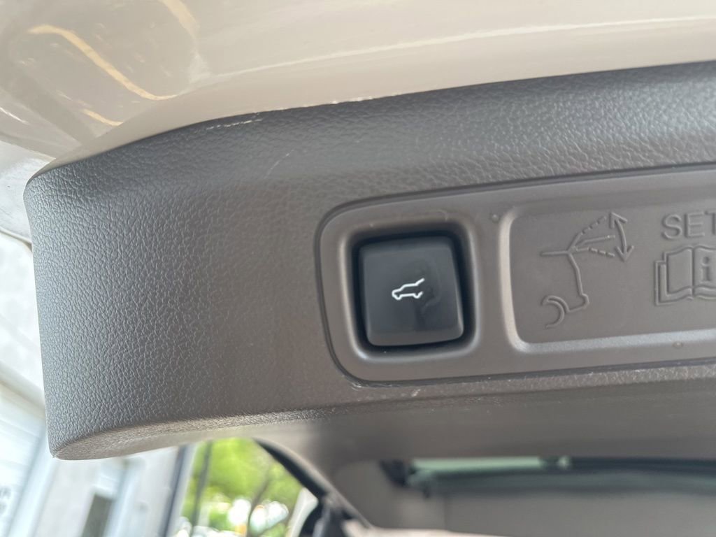 Used 2024 Lincoln Navigator Reserve image 25