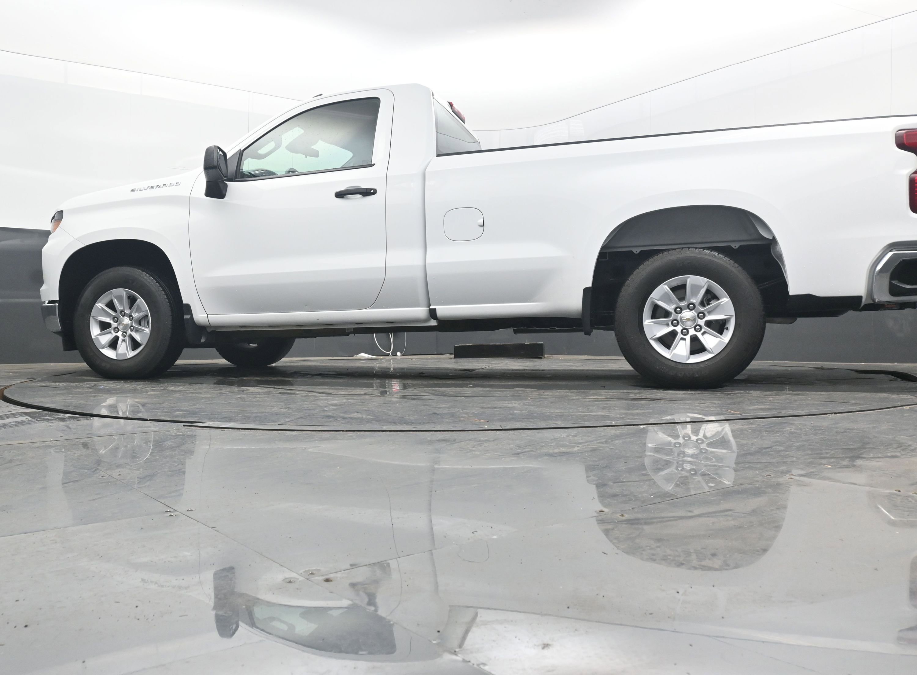 Certified 2024 Chevrolet Silverado 1500 W/T w/ WT Fleet Convenience Package image 25