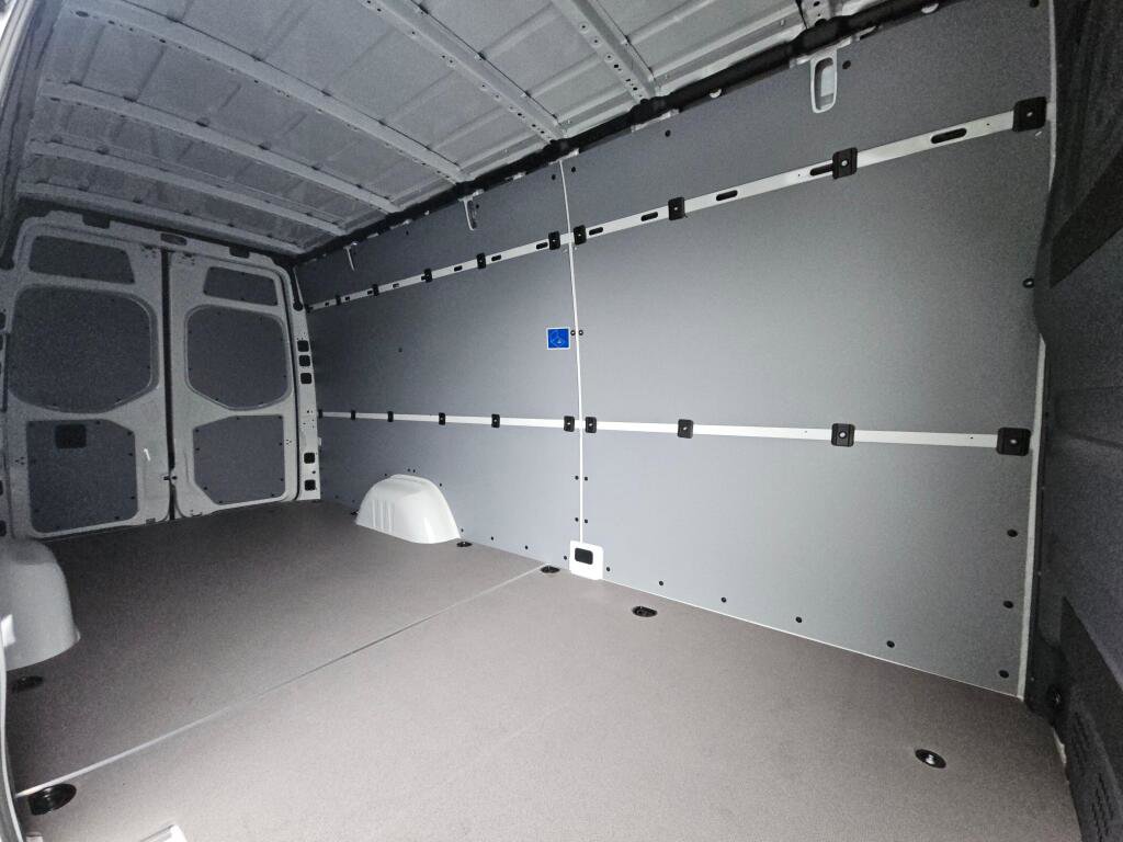 New 2025 Mercedes-Benz Sprinter 2500 image 15