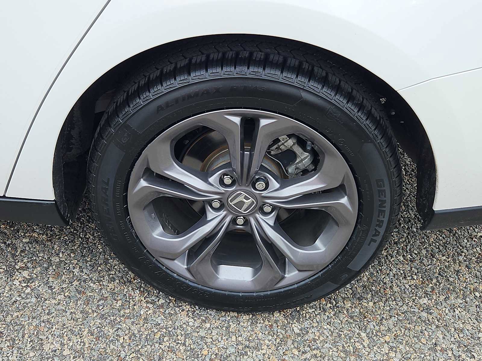 Certified 2023 Honda Accord EX image 8