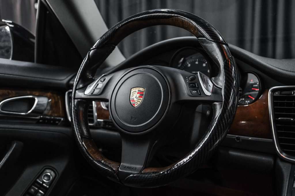 Used 2012 Porsche Panamera 4 image 13