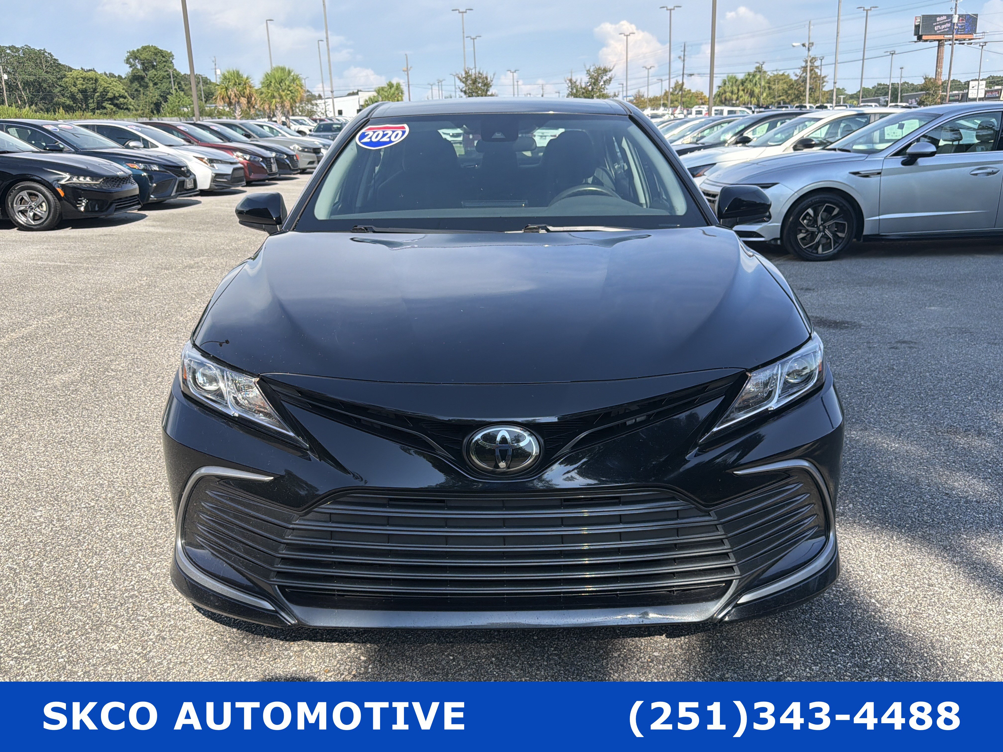 Used 2023 Toyota Camry LE FWD image 8