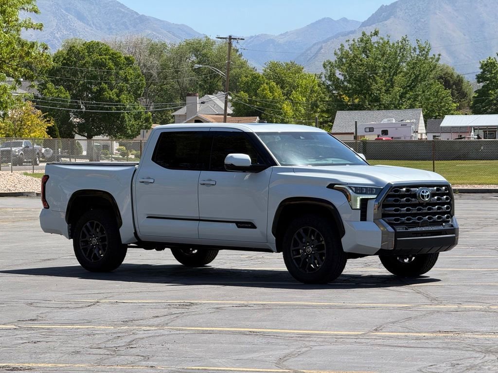 Used 2023 Toyota Tundra Platinum AWD/4WD image 3