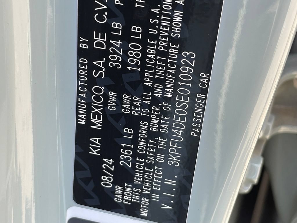 Certified 2025 Kia K4 EX FWD image 32