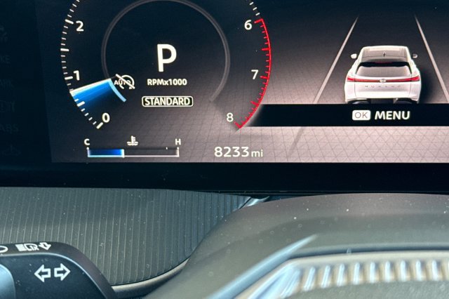Certified 2025 Nissan Murano SV FWD image 32