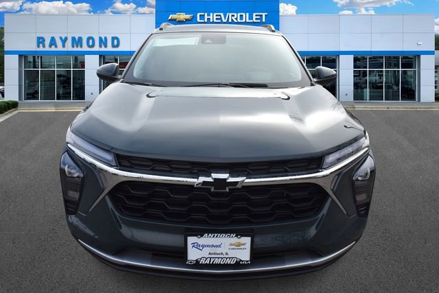 New 2026 Chevrolet Trax LT w/ LPO, Blackout Package image 9