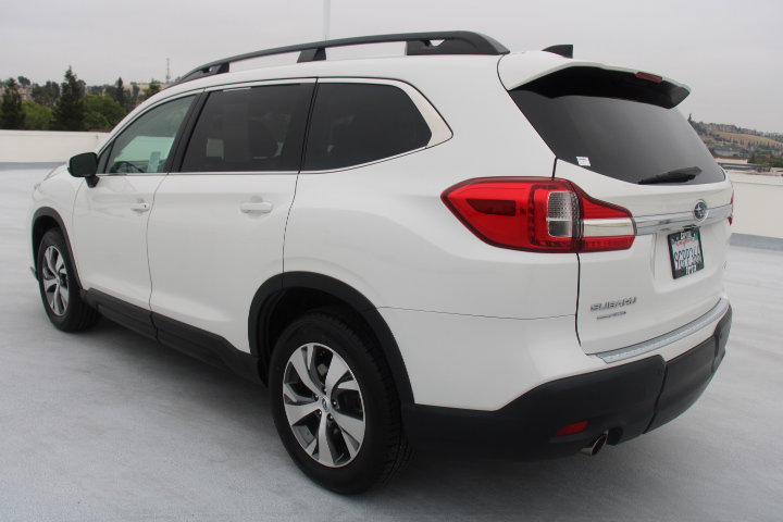 Used 2020 Subaru Ascent Premium w/ Convenience Package AWD/4WD image 5