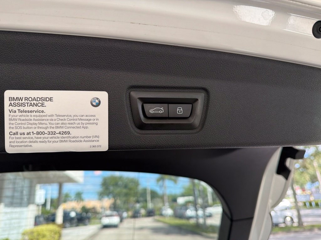 Used 2024 BMW i4 eDrive40 RWD image 33