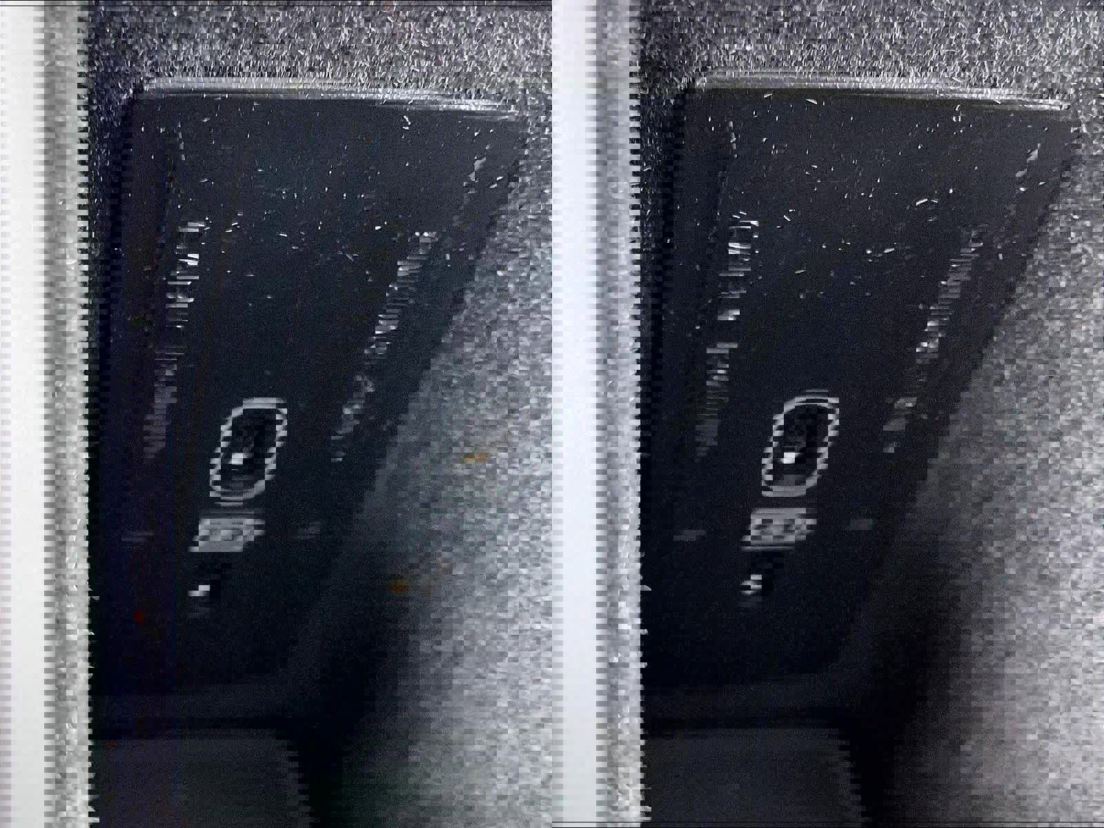 Used 2023 Volvo XC90 T8 Ultimate w/ Protection Package image 37