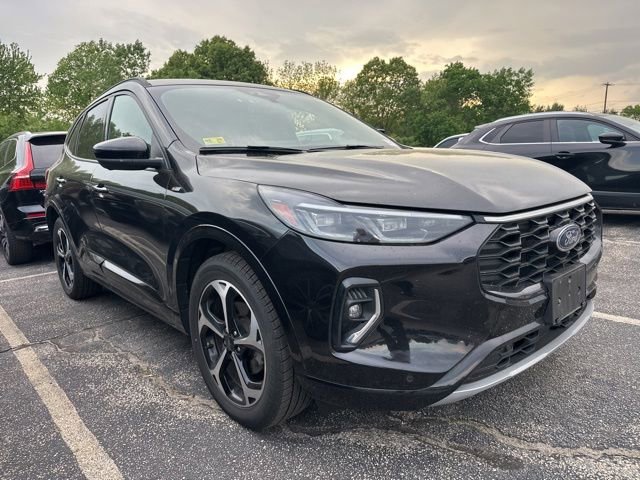Used 2023 Ford Escape ST-Line Elite