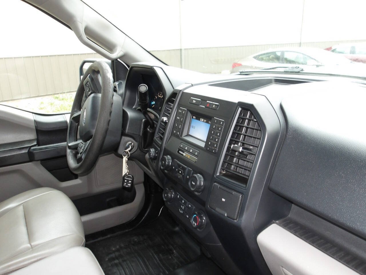 Used 2019 Ford F150 XL w/ Equipment Group 101A Mid RWD image 19
