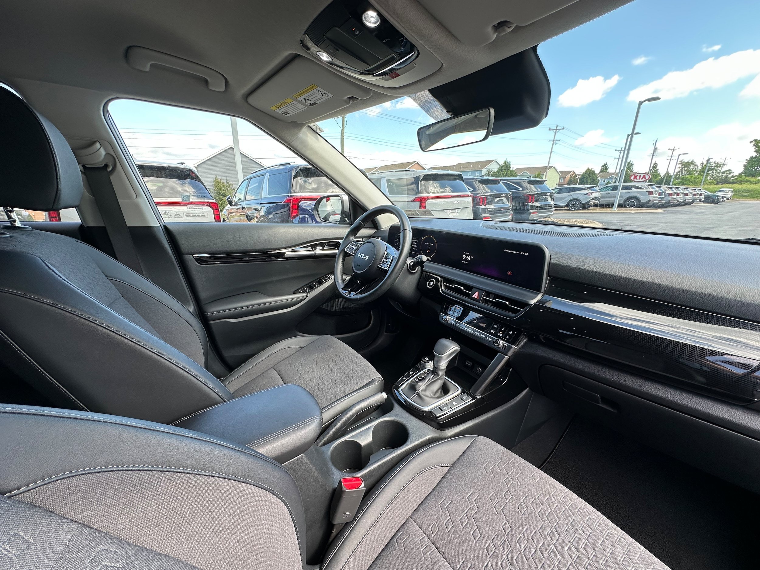 Used 2024 Kia Seltos S AWD/4WD image 17