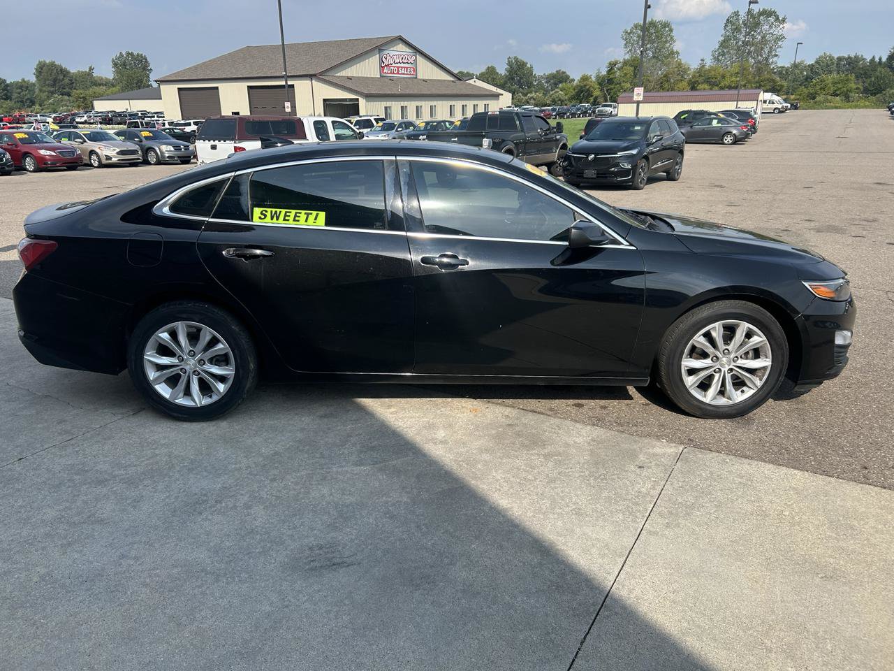 Used 2020 Chevrolet Malibu LT FWD image 4