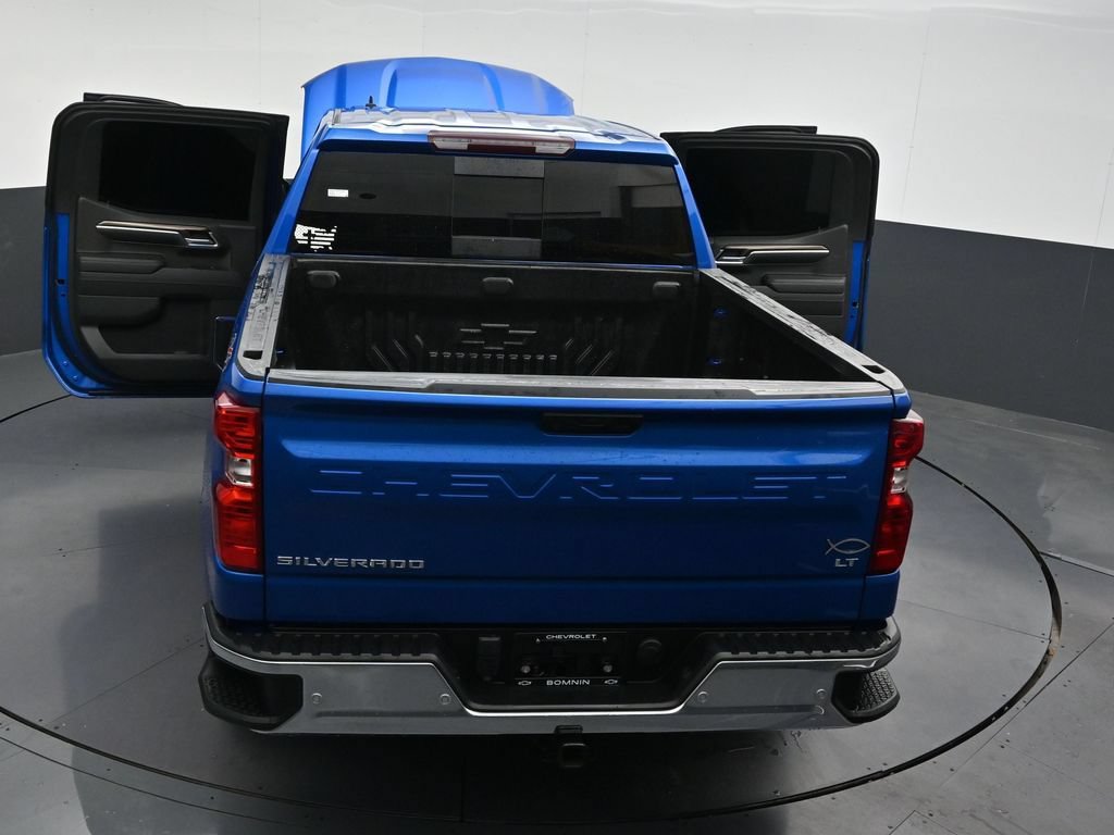 Used 2024 Chevrolet Silverado 1500 LT w/ Safety Package AWD/4WD image 35