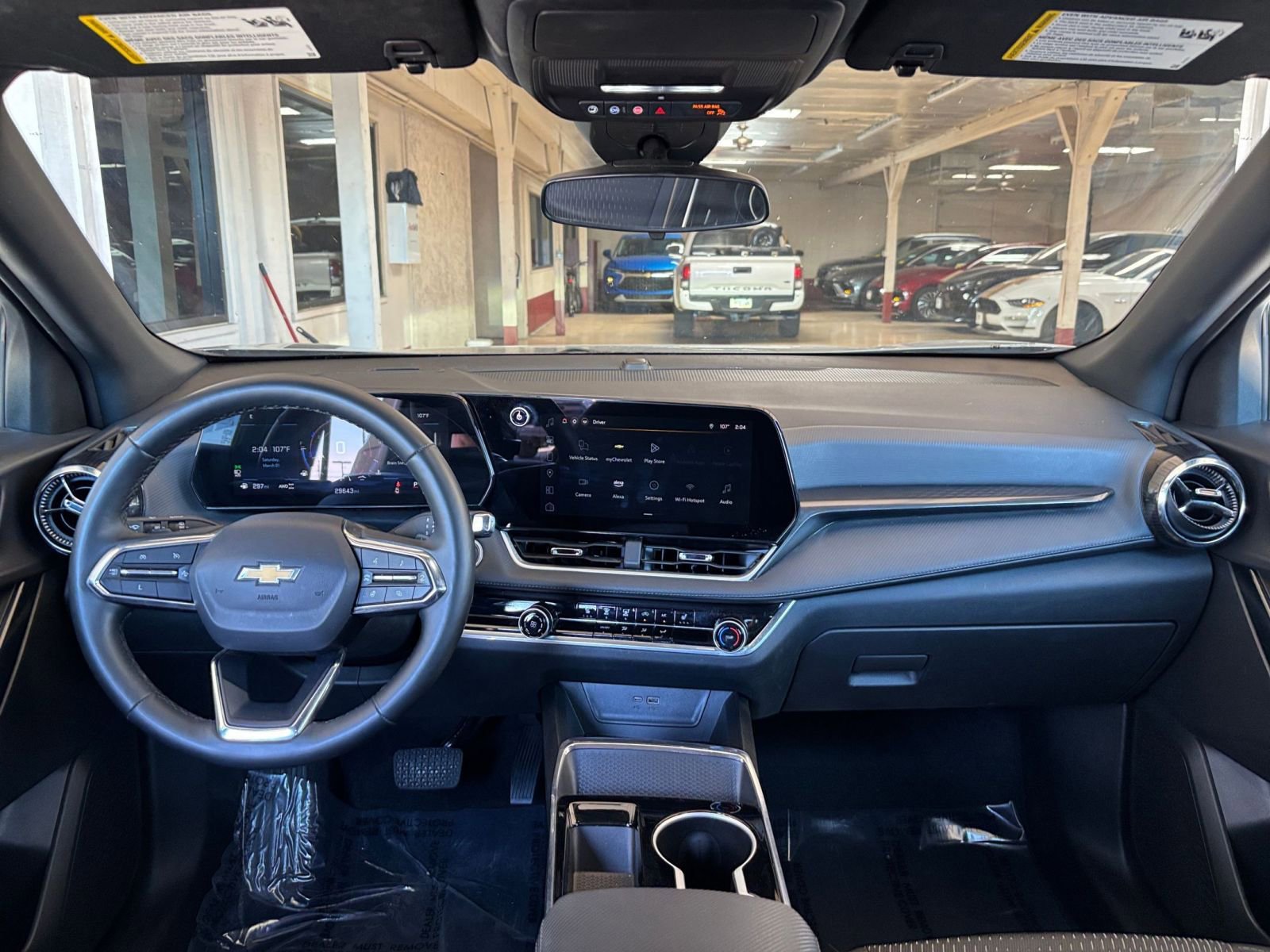 Used 2025 Chevrolet Equinox LT AWD/4WD image 33