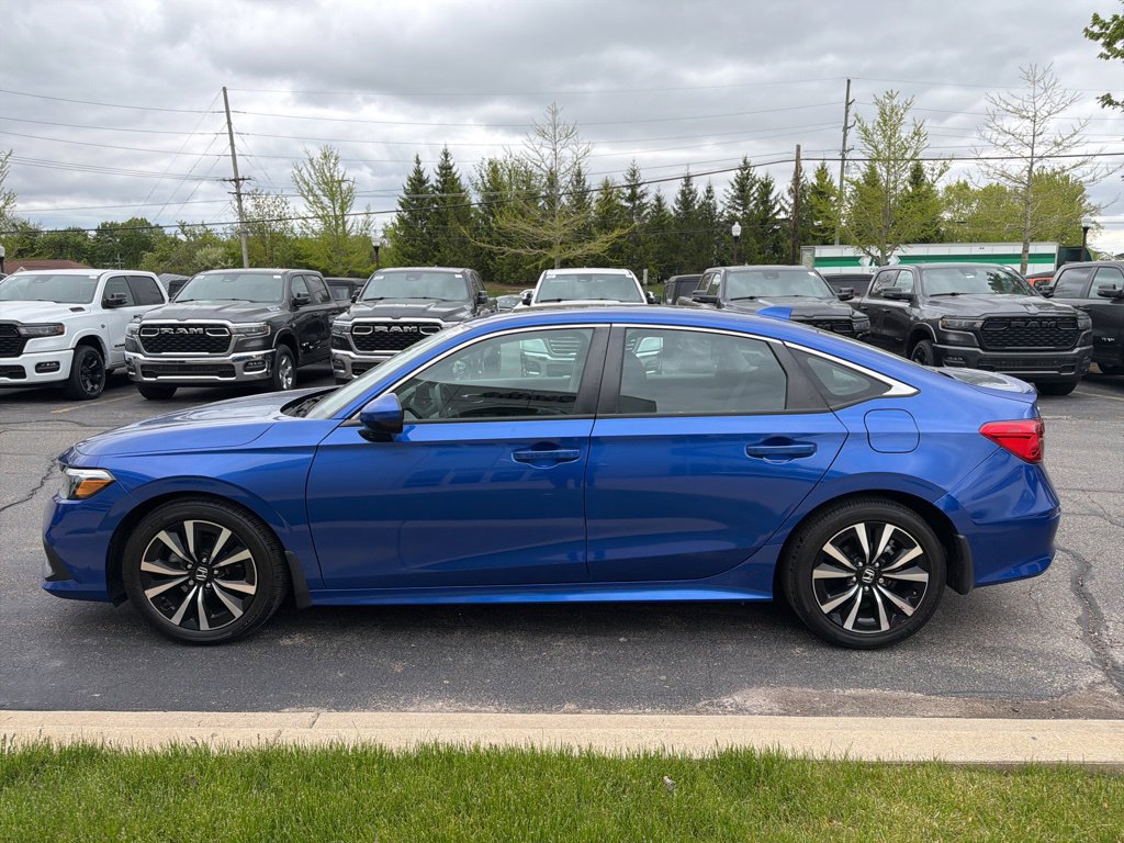 Used 2023 Honda Civic EX image 6