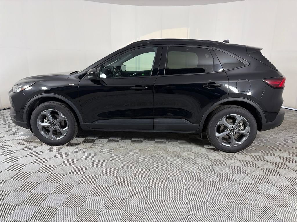 Used 2025 Ford Escape ST-Line Select image 4