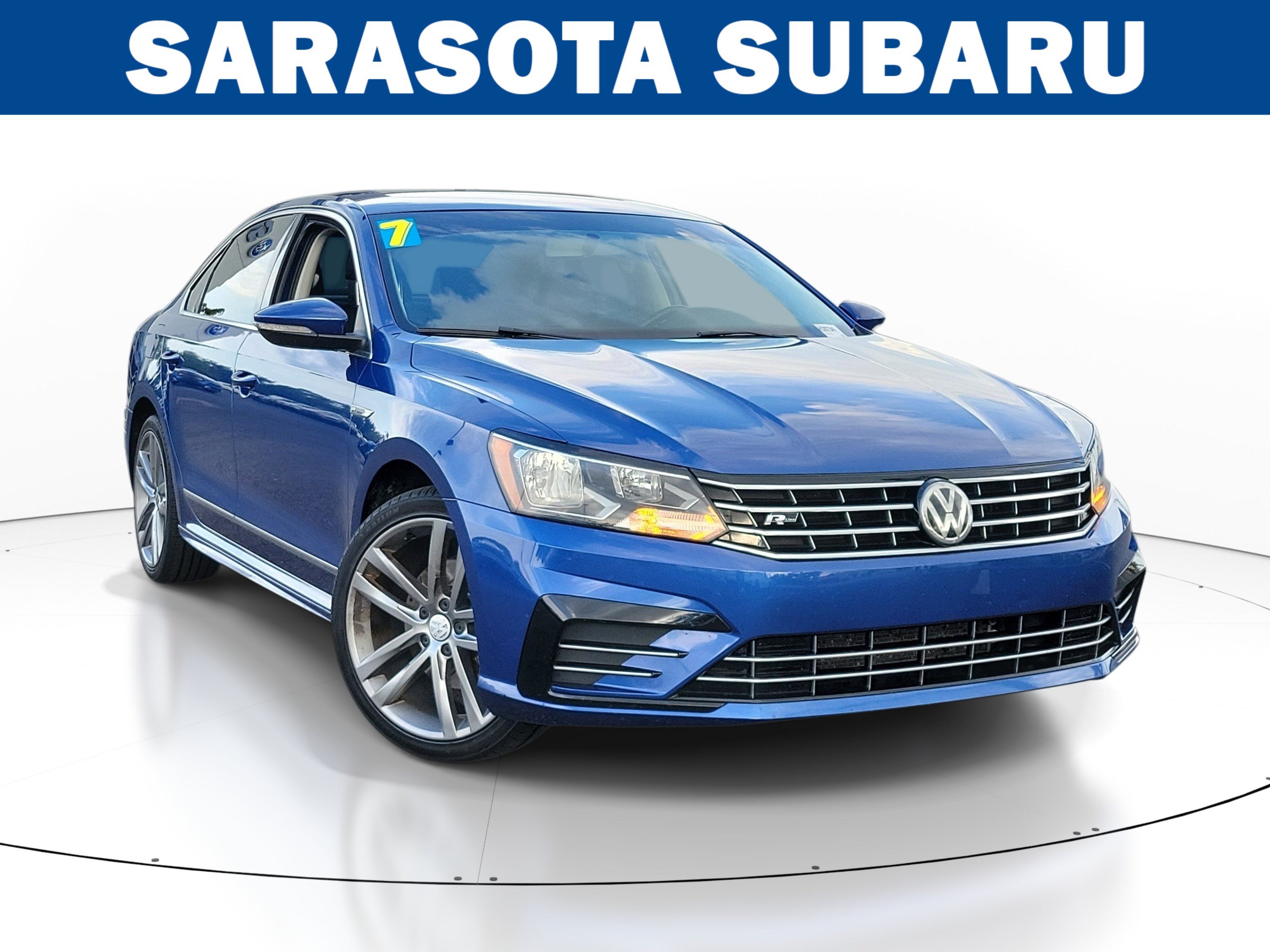 Used 2017 Volkswagen Passat 1.8T R-Line FWD image 1