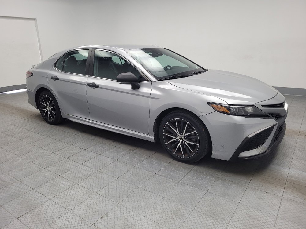 Used 2022 Toyota Camry SE FWD image 11