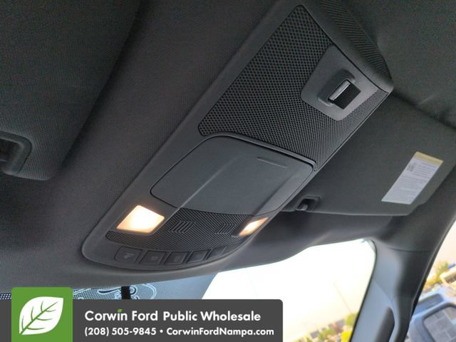 Used 2017 Ford F150 XLT w/ Equipment Group 302A Luxury AWD/4WD image 21