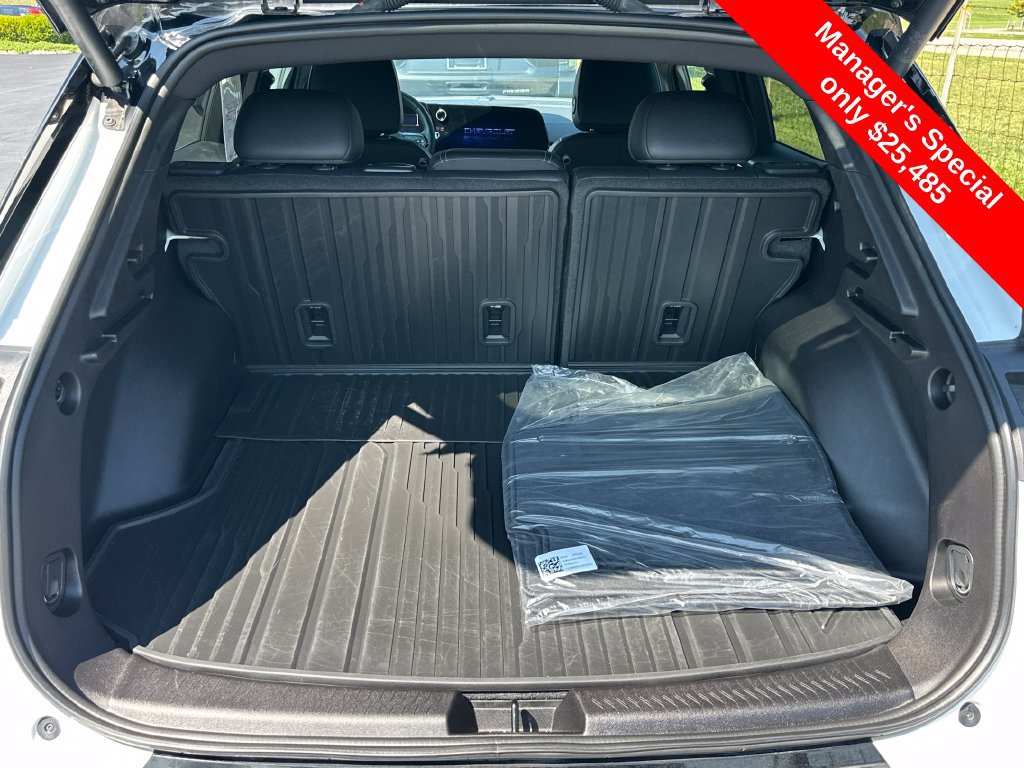Used 2024 Chevrolet Equinox EV RS FWD image 8