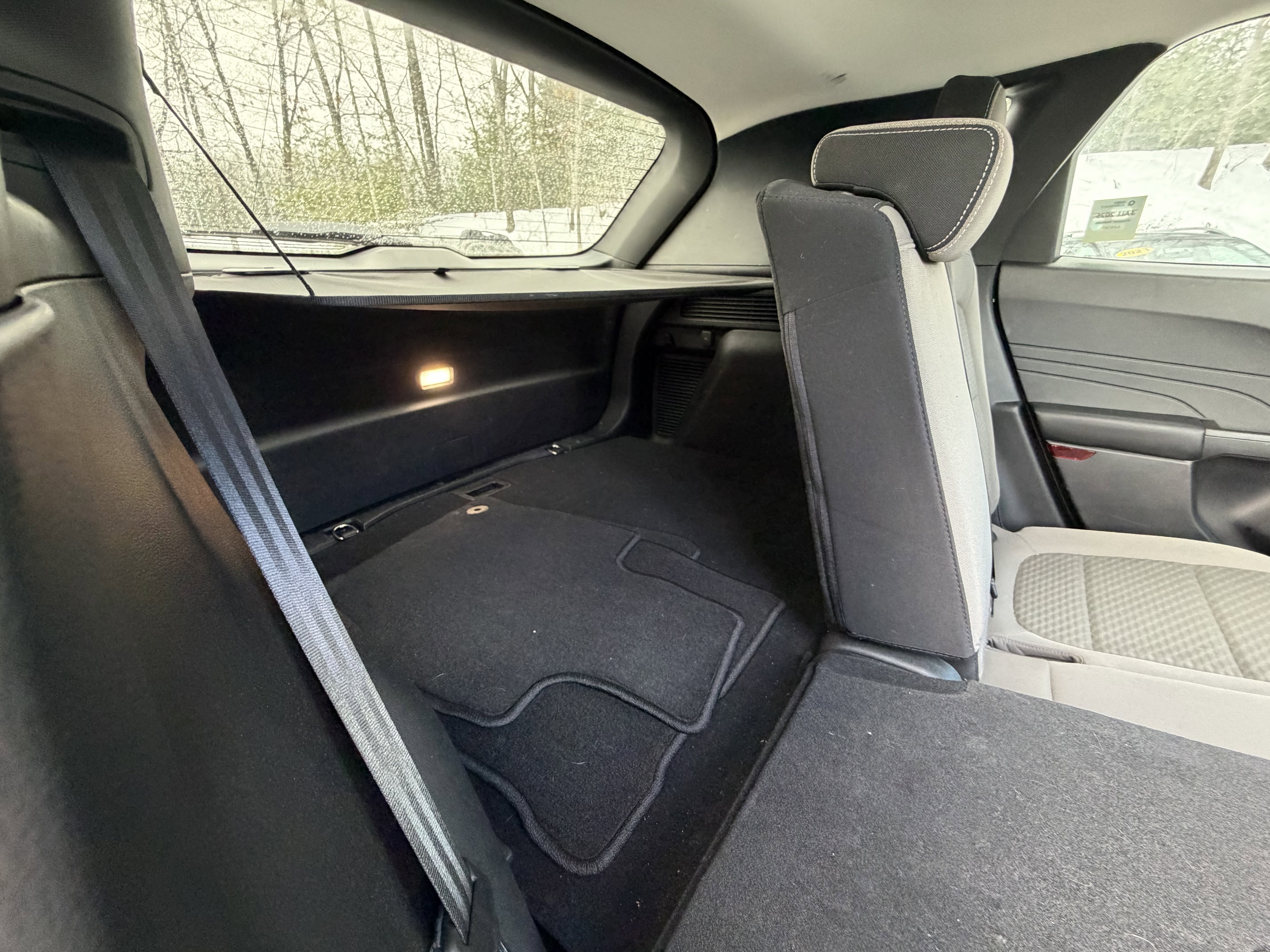 Used 2022 Ford Escape SE w/ Cold Weather Package image 31