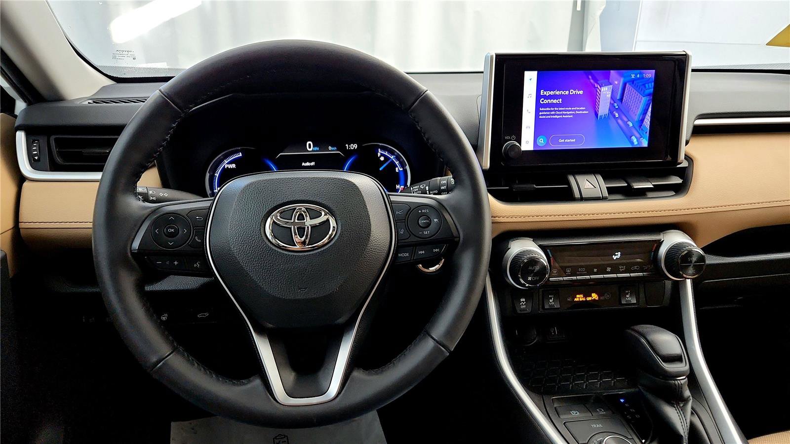 Certified 2024 Toyota RAV4 XLE image 27