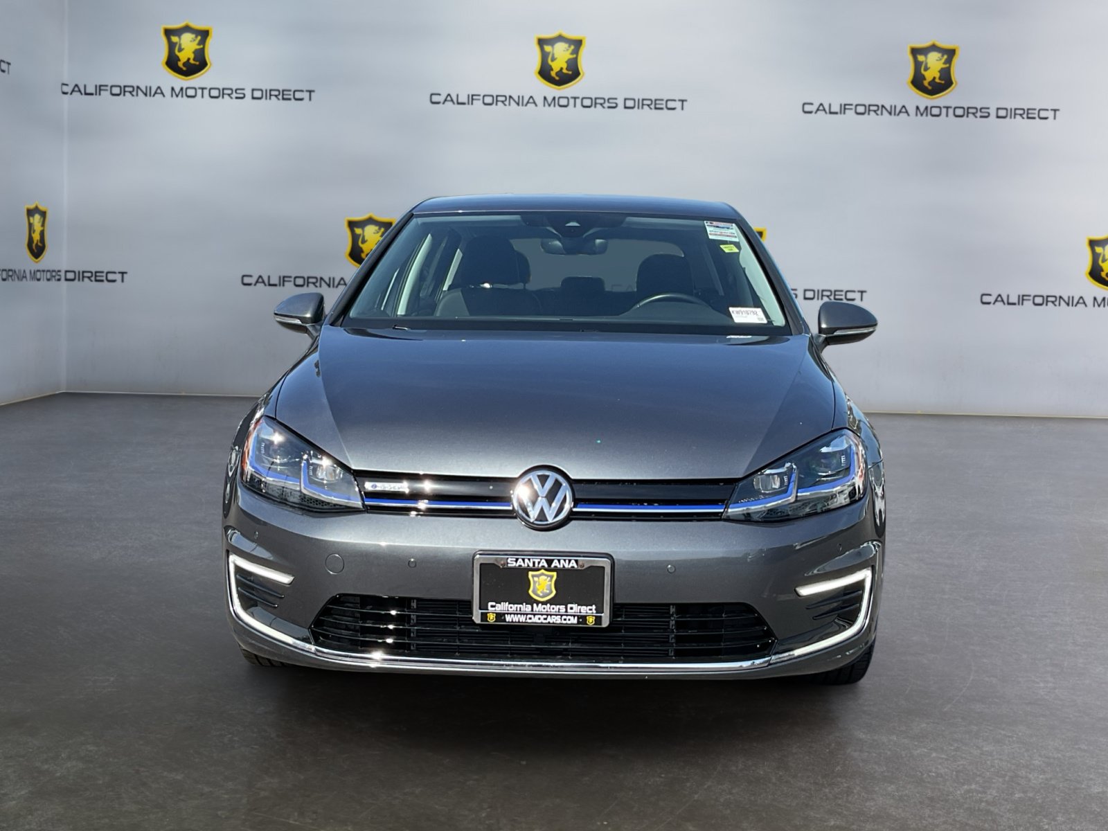 Used 2019 Volkswagen e-Golf SEL Premium FWD image 2