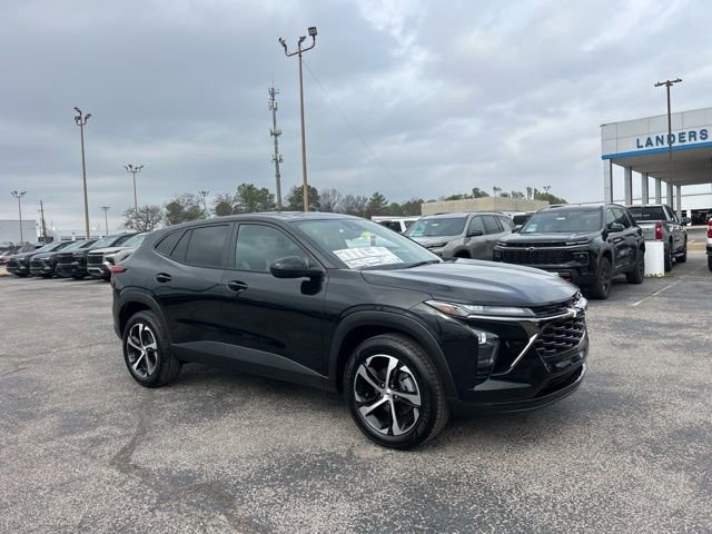 New 2026 Chevrolet Trax RS w/ Sunroof Package