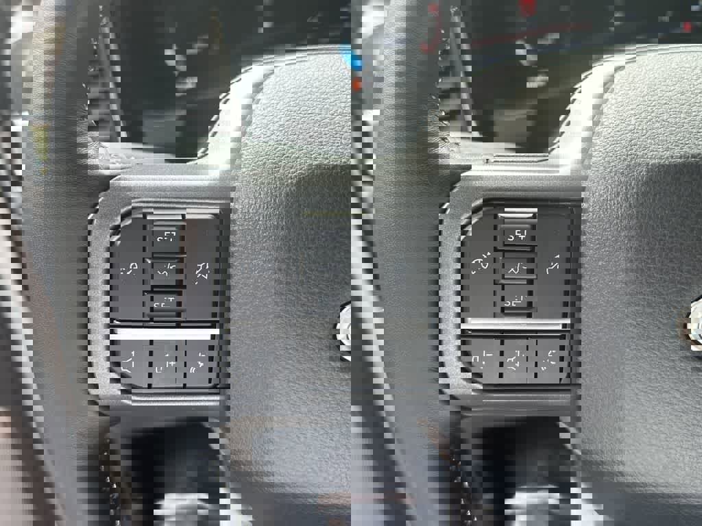 Used 2024 Ford F250 Lariat w/ Black Appearance Package image 43