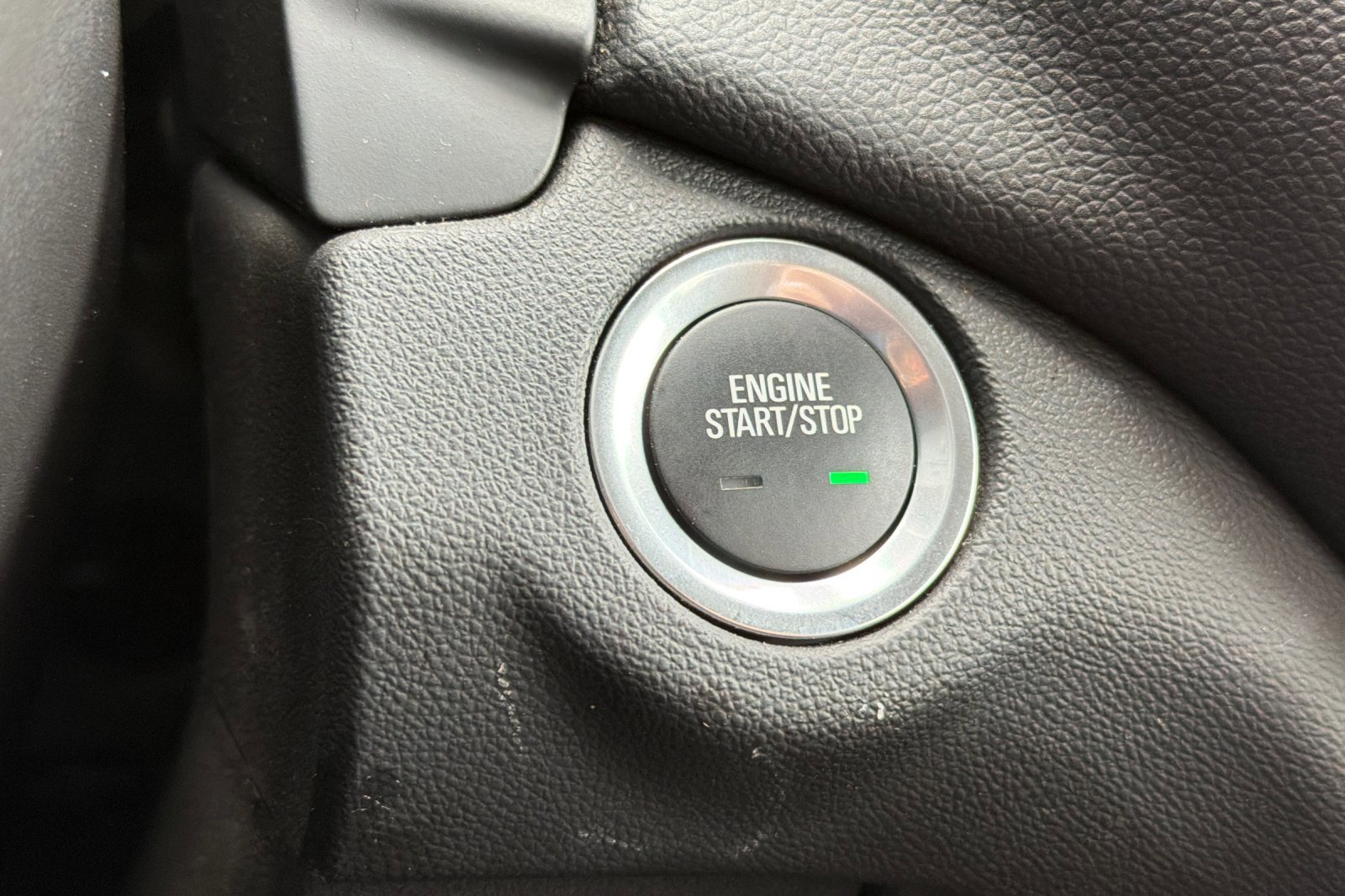 Used 2024 Chevrolet Equinox LT AWD/4WD image 21