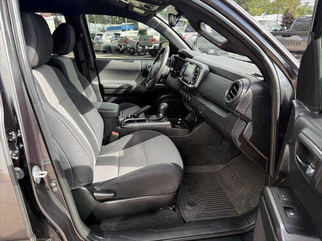 Certified 2023 Toyota Tacoma TRD Off-Road AWD/4WD image 18