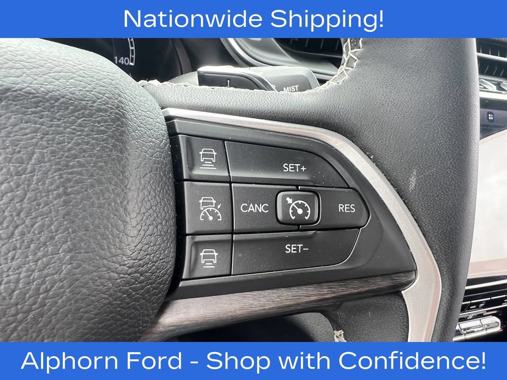 Used 2023 Jeep Grand Cherokee Limited AWD/4WD image 16