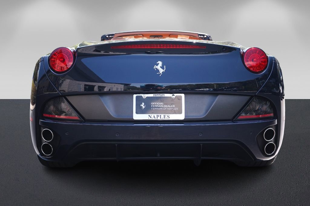 Used 2011 Ferrari California image 4