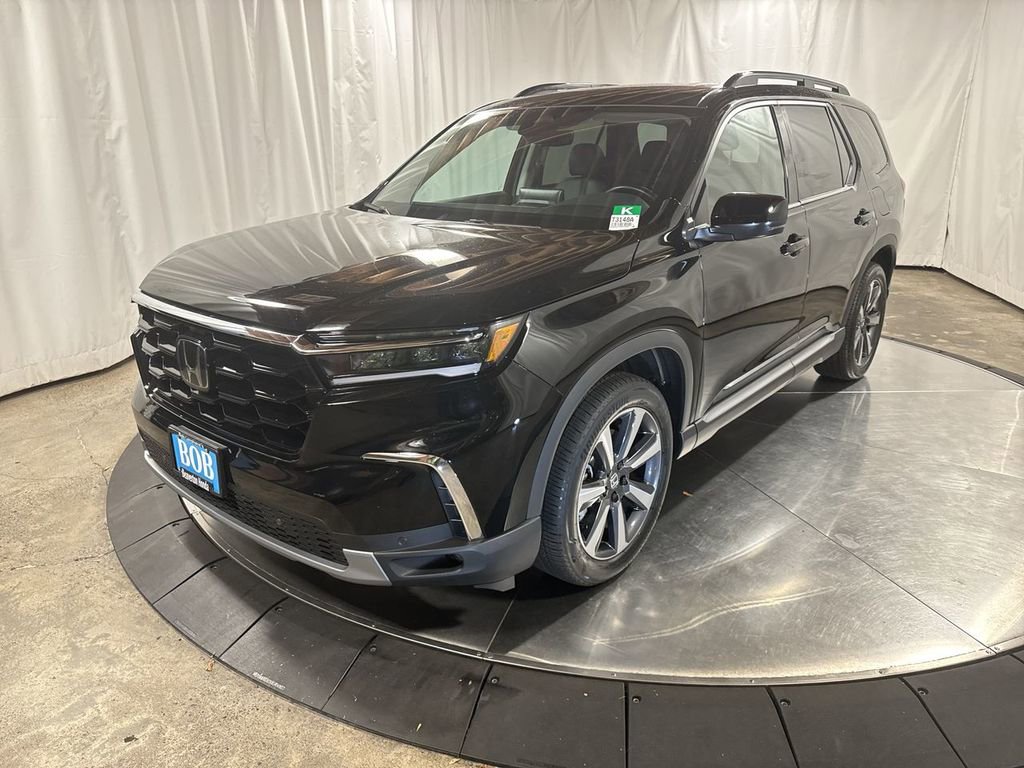 Used 2025 Honda Pilot Touring