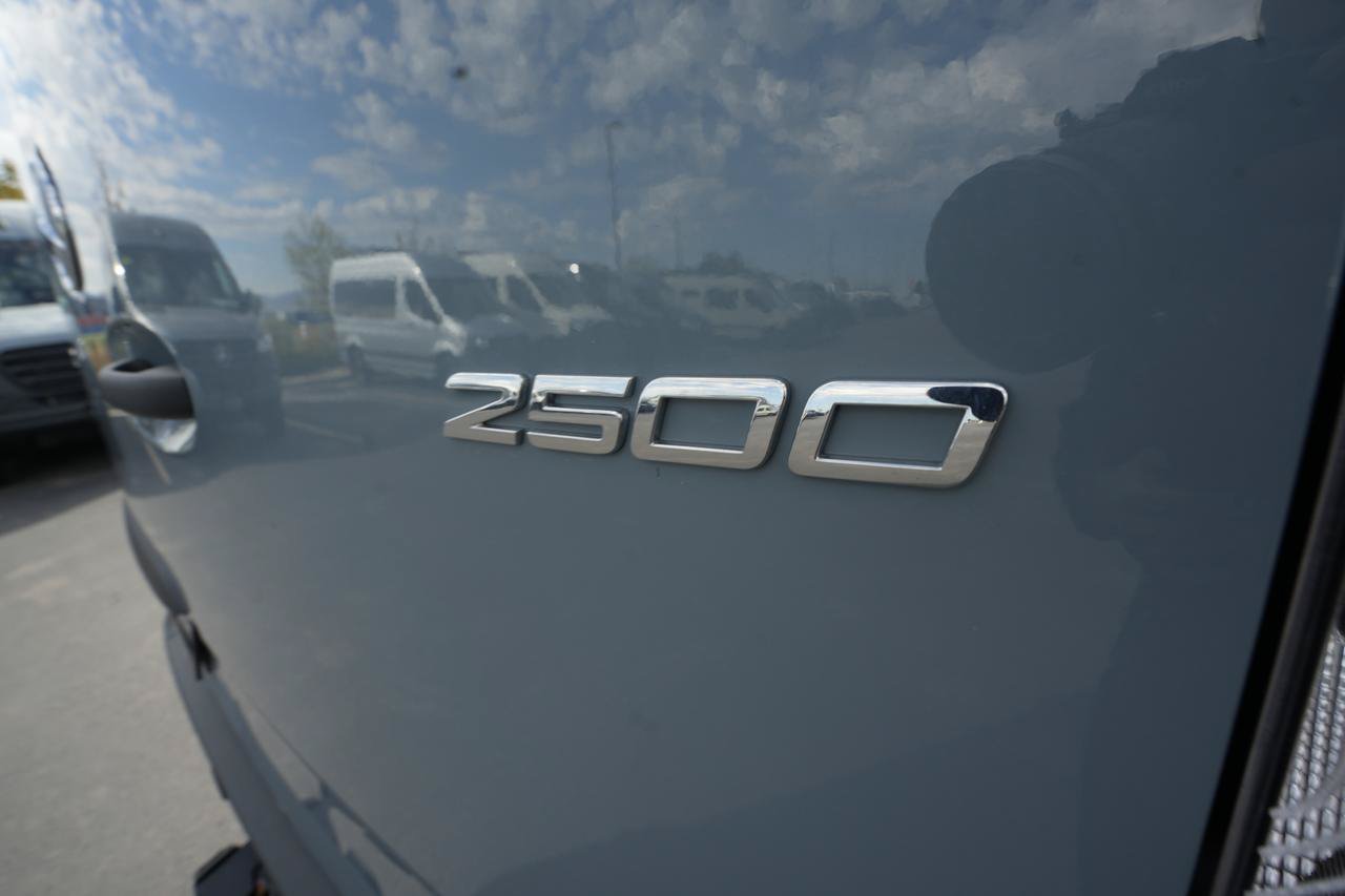 New 2026 Mercedes-Benz Sprinter 2500 image 27