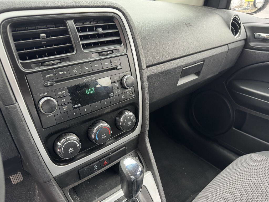 Used 2011 Dodge Caliber Mainstreet image 11