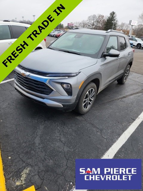 Used 2024 Chevrolet TrailBlazer LT w/ Driver Confidence Package image 1
