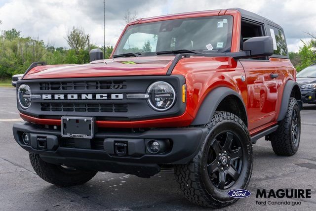 Used 2024 Ford Bronco Black Diamond image 1