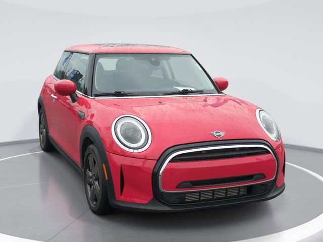 Used 2024 MINI Cooper 2-Door Hardtop image 1